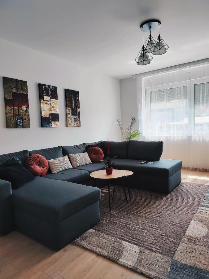 Spacious And Modern Apartment In Town Center Konjic Dış mekan fotoğraf