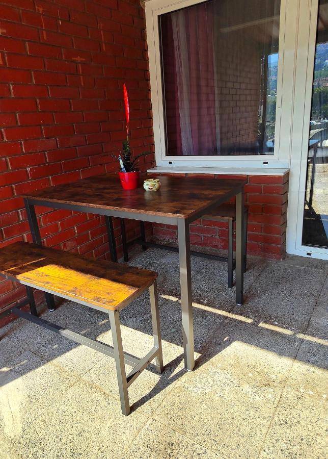 Spacious And Modern Apartment In Town Center Konjic Dış mekan fotoğraf