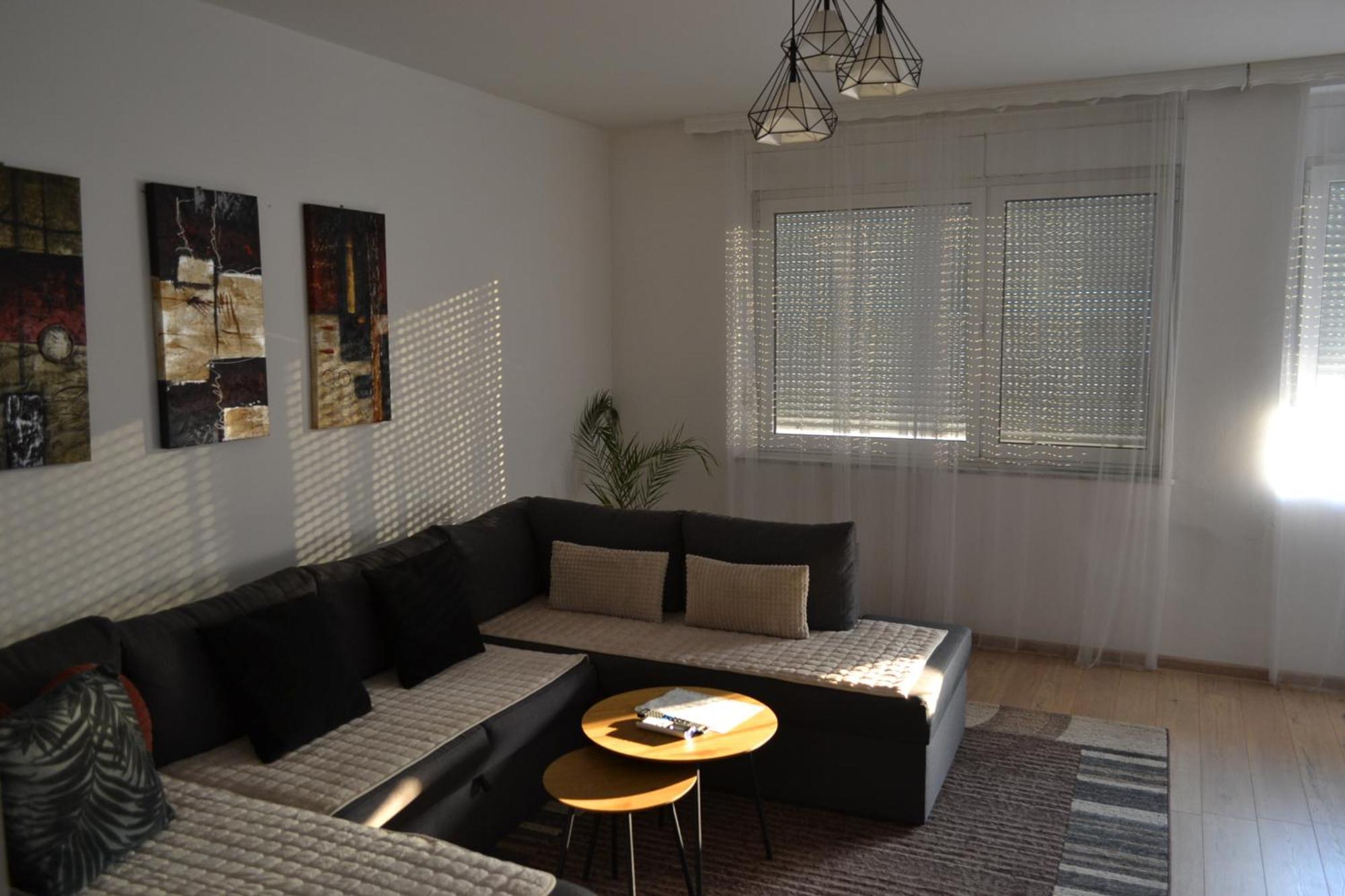 Spacious And Modern Apartment In Town Center Konjic Dış mekan fotoğraf