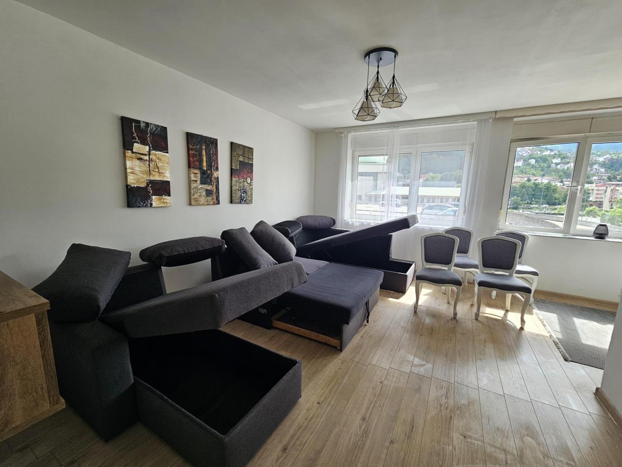 Spacious And Modern Apartment In Town Center Konjic Dış mekan fotoğraf